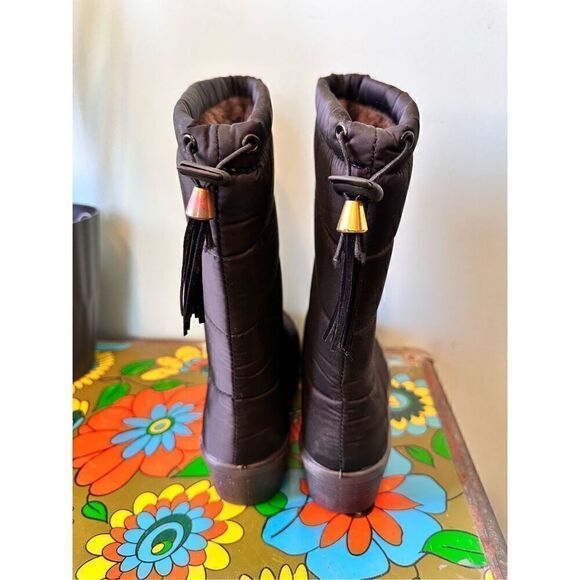 Black winter boot size 7 - Picture 4 of 6
